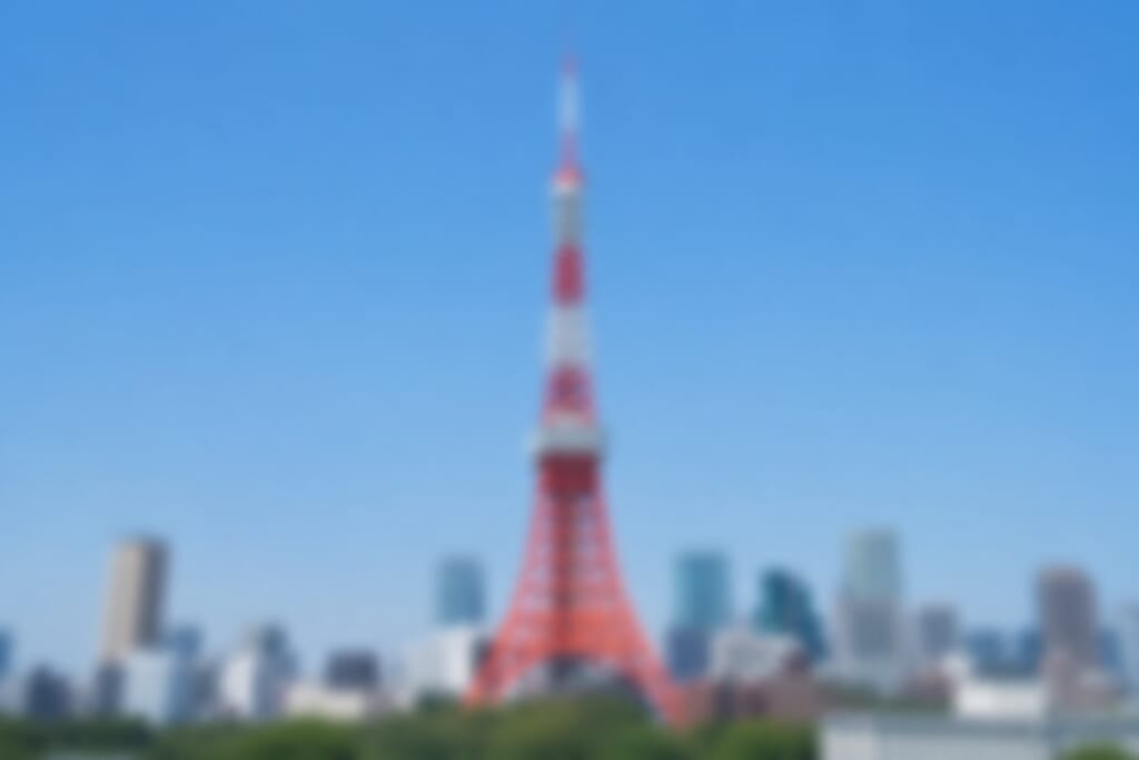 裸眼で東京タワーを見たイメージ